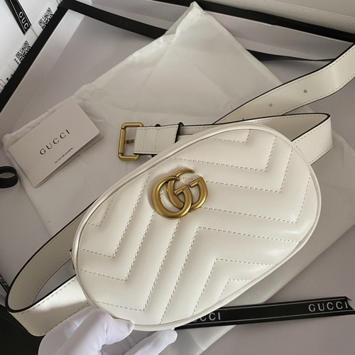 グッチ ショルダーバッグ