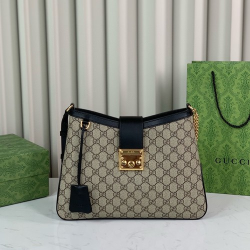 グッチ ショルダーバッグ