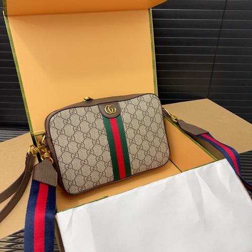 グッチ ショルダーバッグ