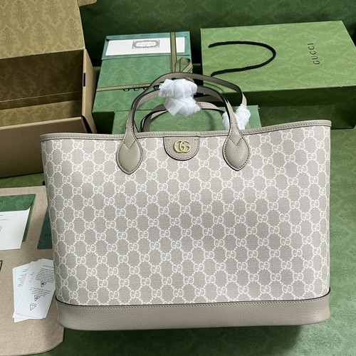 グッチ ショルダーバッグ