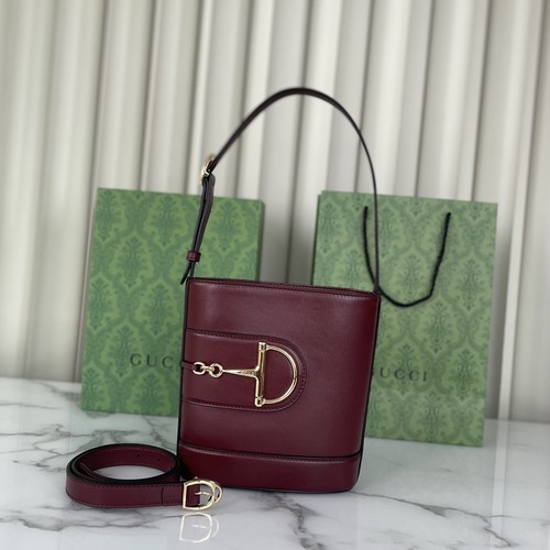 グッチ ショルダーバッグ
