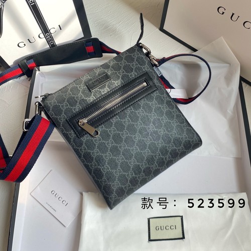 グッチ ショルダーバッグ