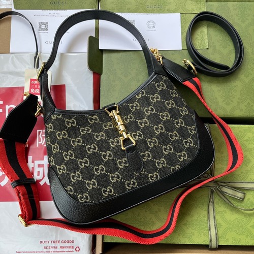 グッチ ショルダーバッグ