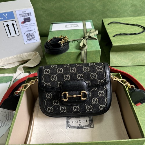 グッチ ショルダーバッグ