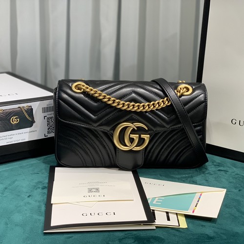 グッチ ショルダーバッグ