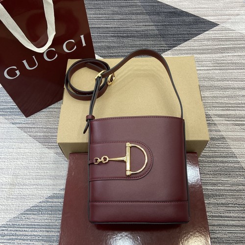 グッチ ショルダーバッグ