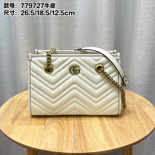 グッチ ショルダーバッグ
