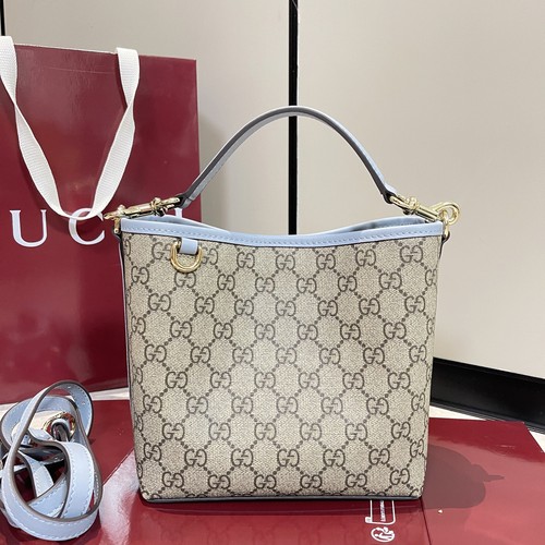 グッチ ショルダーバッグ