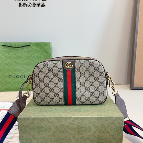 グッチ ショルダーバッグ