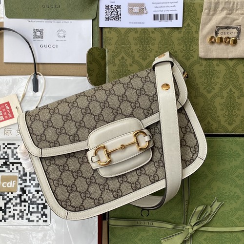 グッチ ショルダーバッグ
