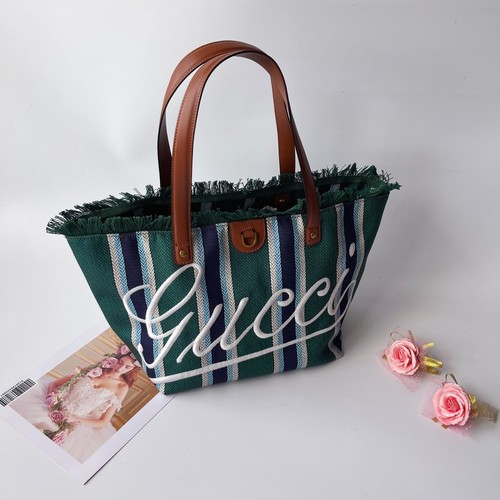 グッチ ショルダーバッグ