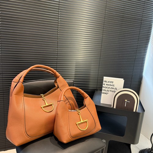 グッチ ショルダーバッグ