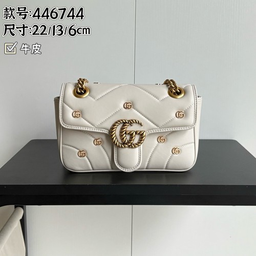 グッチ ショルダーバッグ