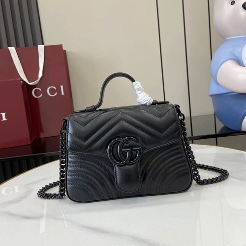 グッチ ショルダーバッグ