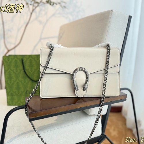 グッチ ショルダーバッグ