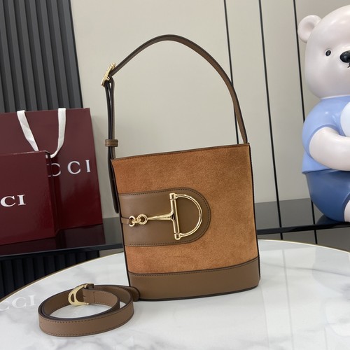 グッチ ショルダーバッグ