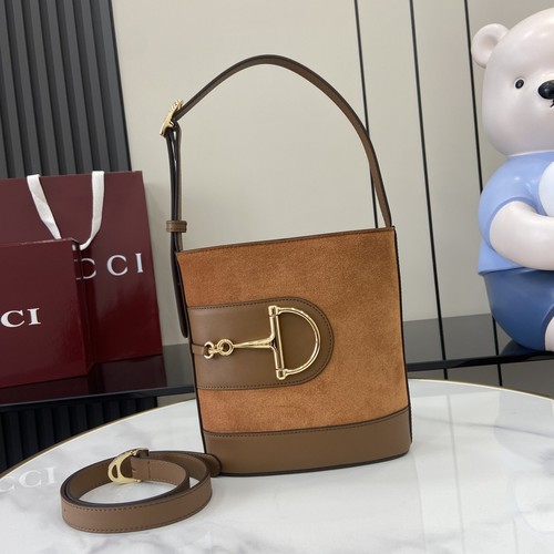 グッチ ショルダーバッグ