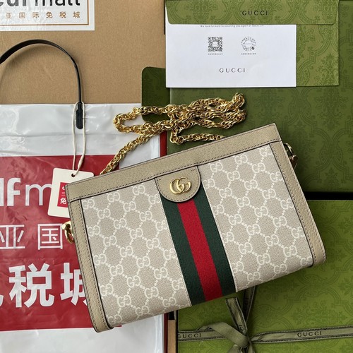 グッチ ショルダーバッグ