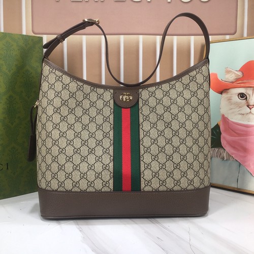グッチ ショルダーバッグ