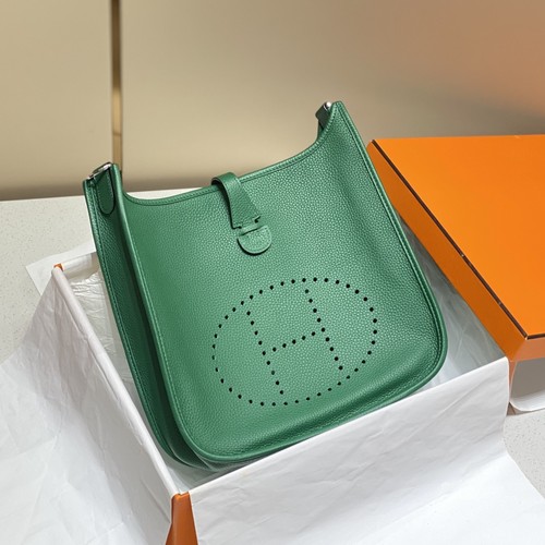 エルメス ショルダーバッグ