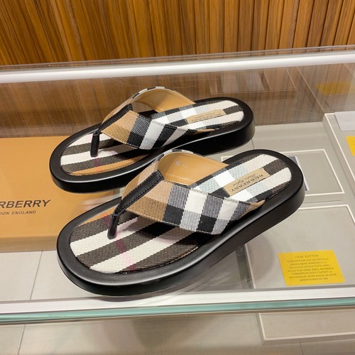 バーバリー ス 靴