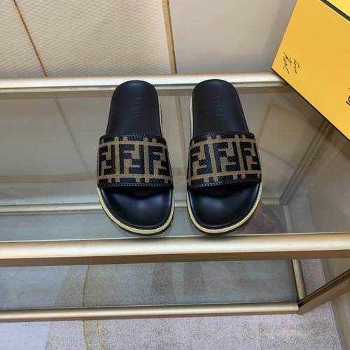 フェンディ 靴
