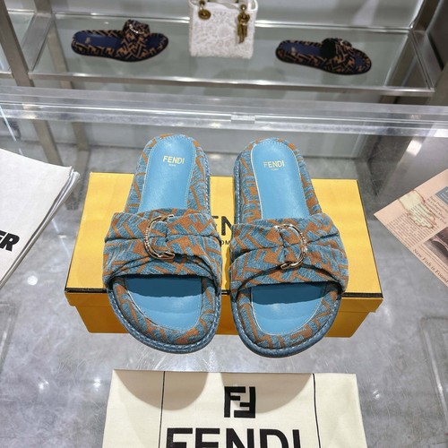 フェンディ 靴