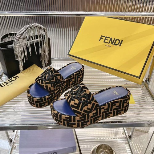 フェンディ 靴