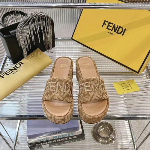 フェンディ 靴