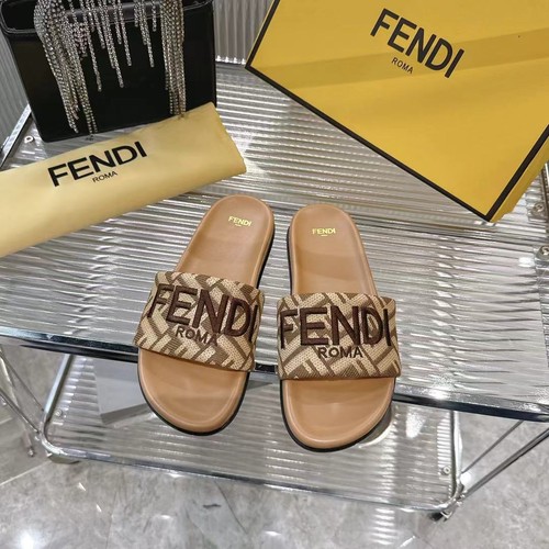 フェンディ 靴