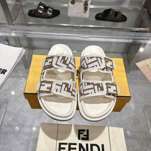 フェンディ 靴
