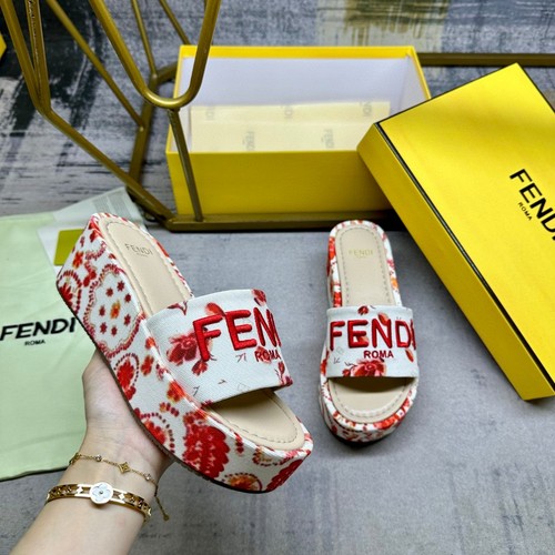 フェンディ 靴