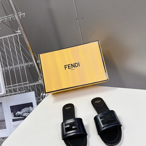 フェンディ 靴