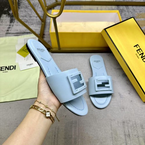 フェンディ 靴