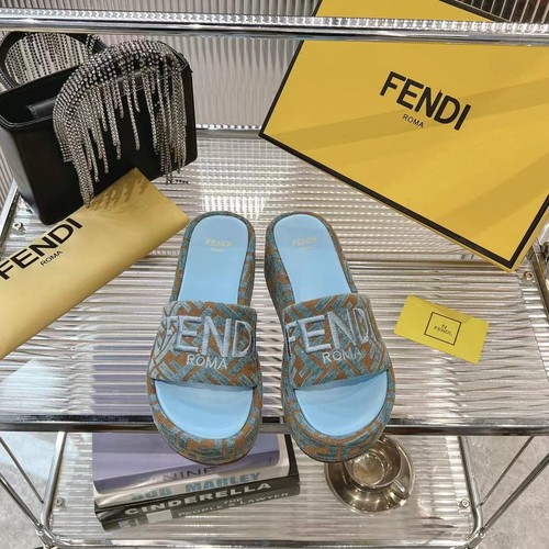 フェンディ 靴