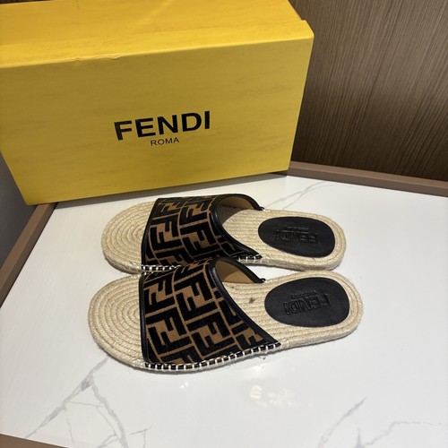 フェンディ 靴