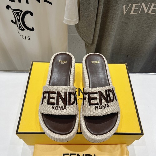 フェンディ 靴