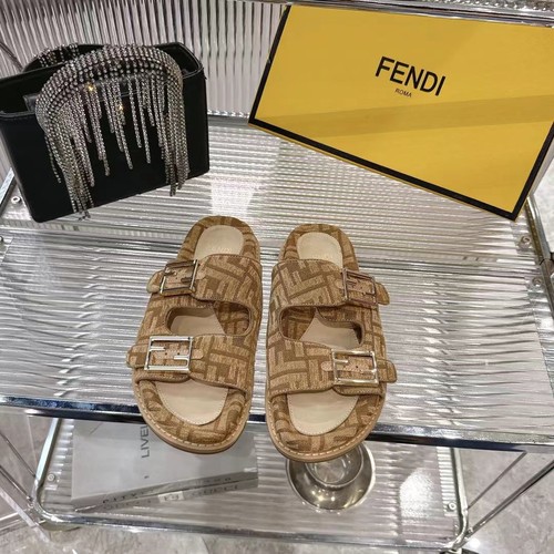 フェンディ 靴
