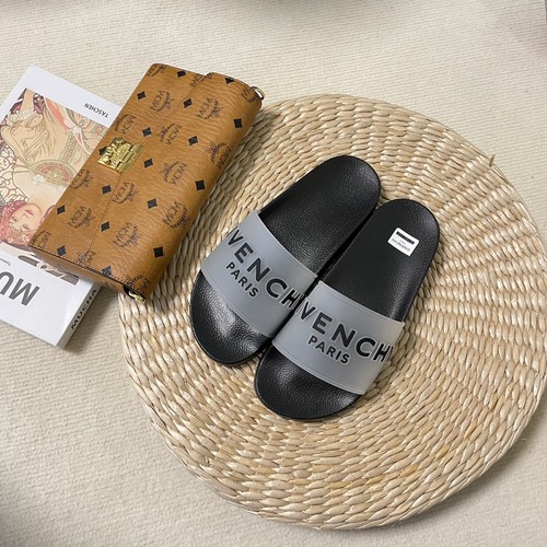 ジバンシィ 靴