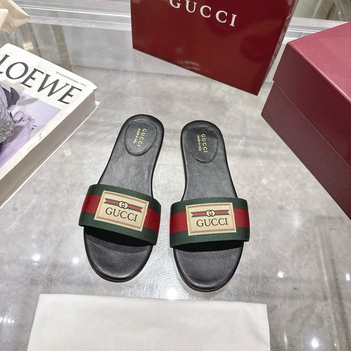 グッチ スリッパ