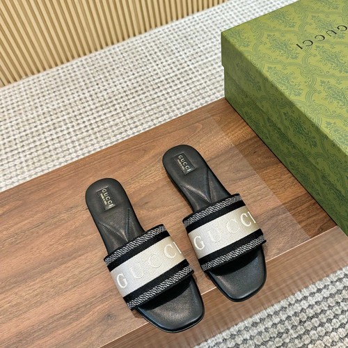 グッチ スリッパ