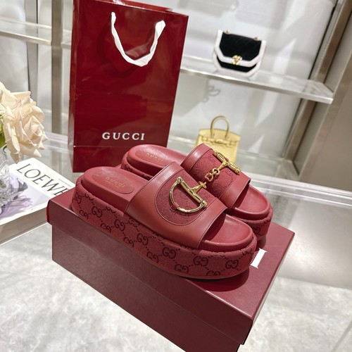 グッチ スリッパ