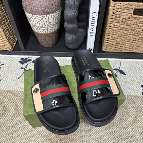 グッチ スリッパ
