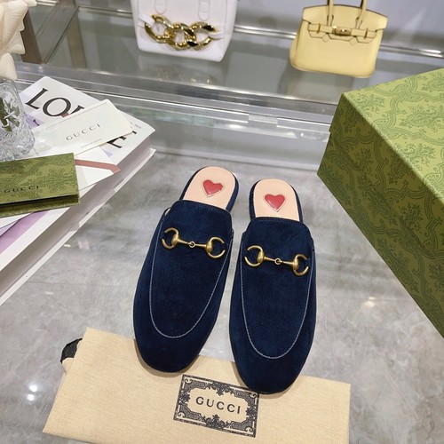 グッチ スリッパ