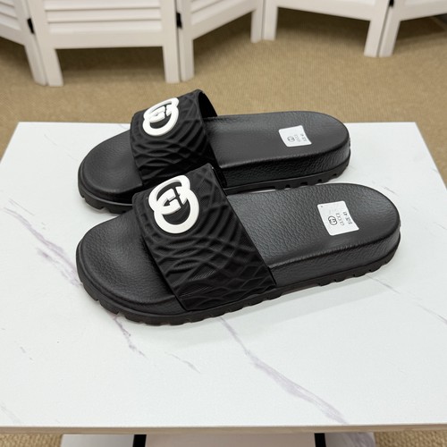 グッチ スリッパ