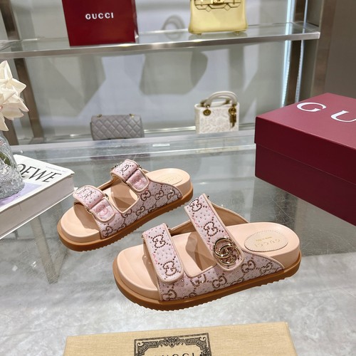 グッチ スリッパ