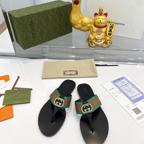 グッチ スリッパ