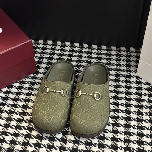 グッチ スリッパ