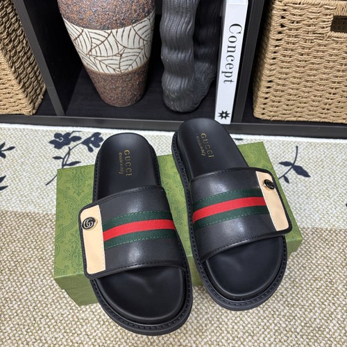 グッチ スリッパ