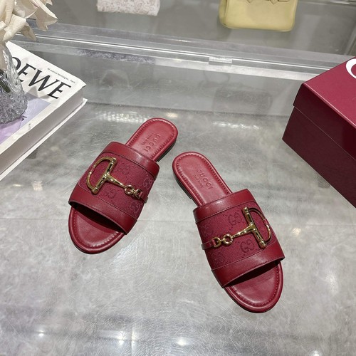 グッチ スリッパ